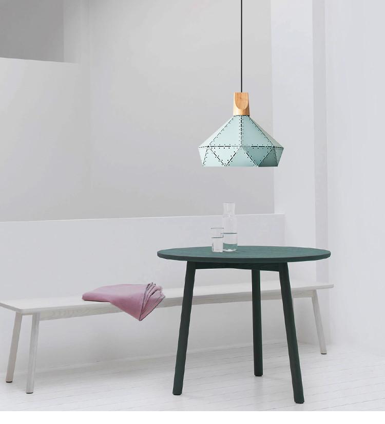 Metallic pendant light in seven colors